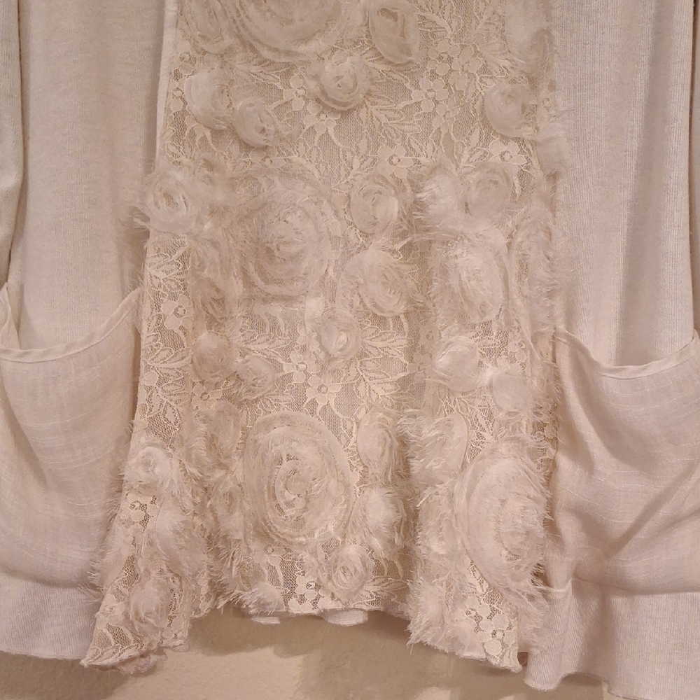 Ali Miles Ivory Lace Embroidered Sweater. Excellent Condition Size Medium - Picture 6 of 14